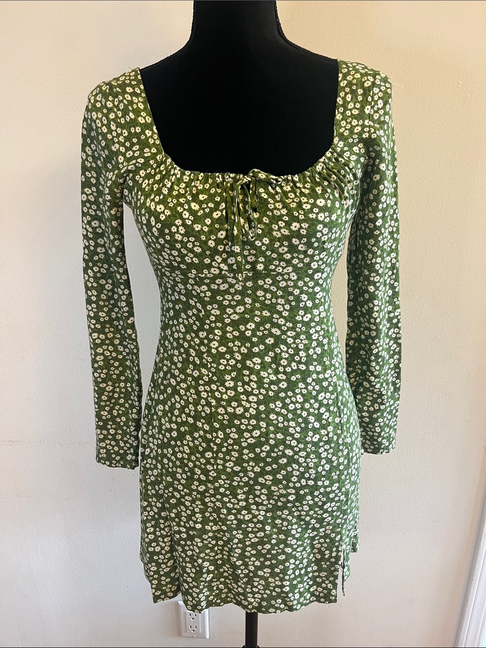 Afends Green Floral Long Sleeve Scoop-Neck Dress with Front Tie
